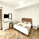 Hotel Seli's 3*