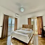 Hotel Seli's